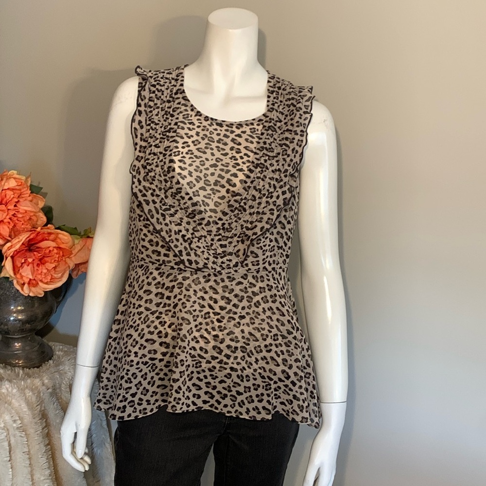 🐆2 pc. Cabi Flutter Blouse set animal print XS